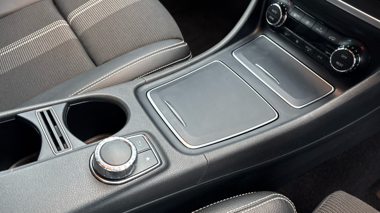 Mercedes-Benz CLA 200d Sport 5dr Tip Auto Diesel Estate